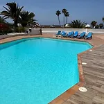 דירה Americas 200a אדחה